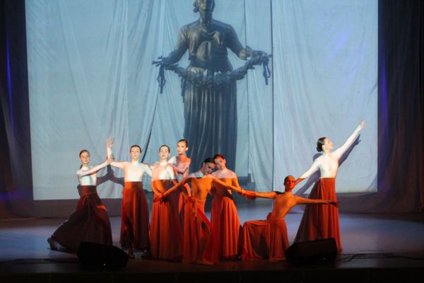 Праздничный концерт «Ленинградский день Победы»