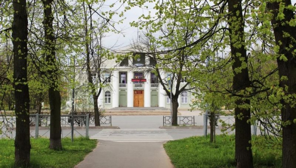 Выставка живописных работ жителей пос.Металлострой «Вот здесь моя родная сторона!»