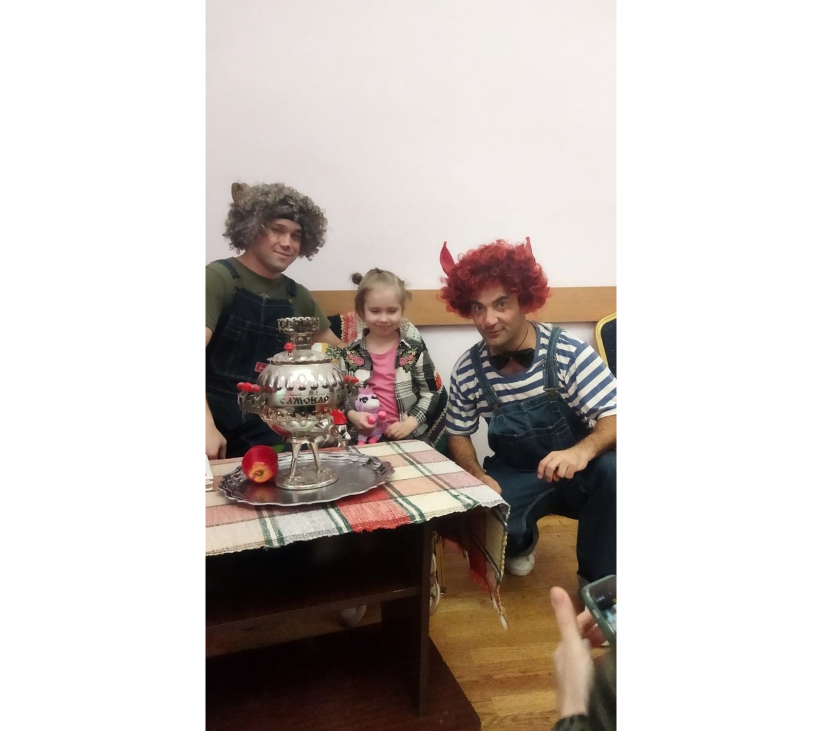 Театрализованное представление "Чудеса, да и только!"