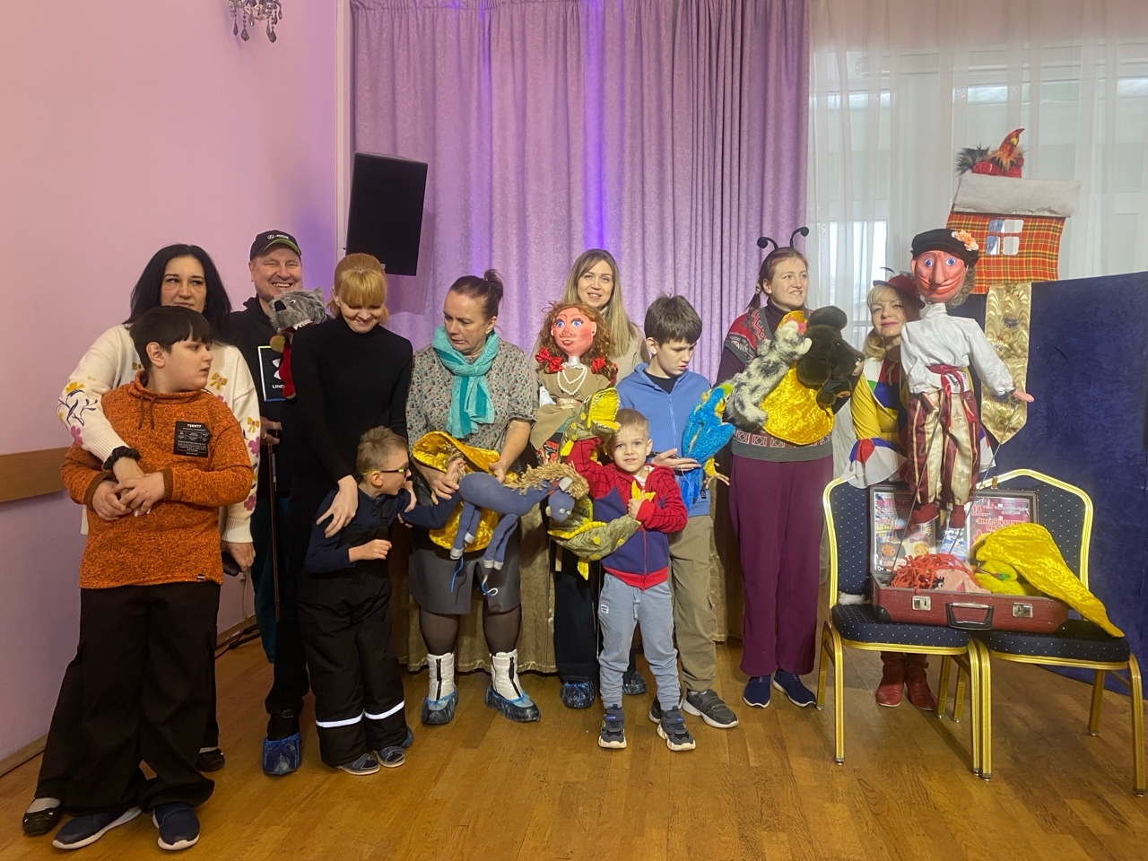 Спектакль для детей из ЦСРИДИ Колпинского района "Поддержка"