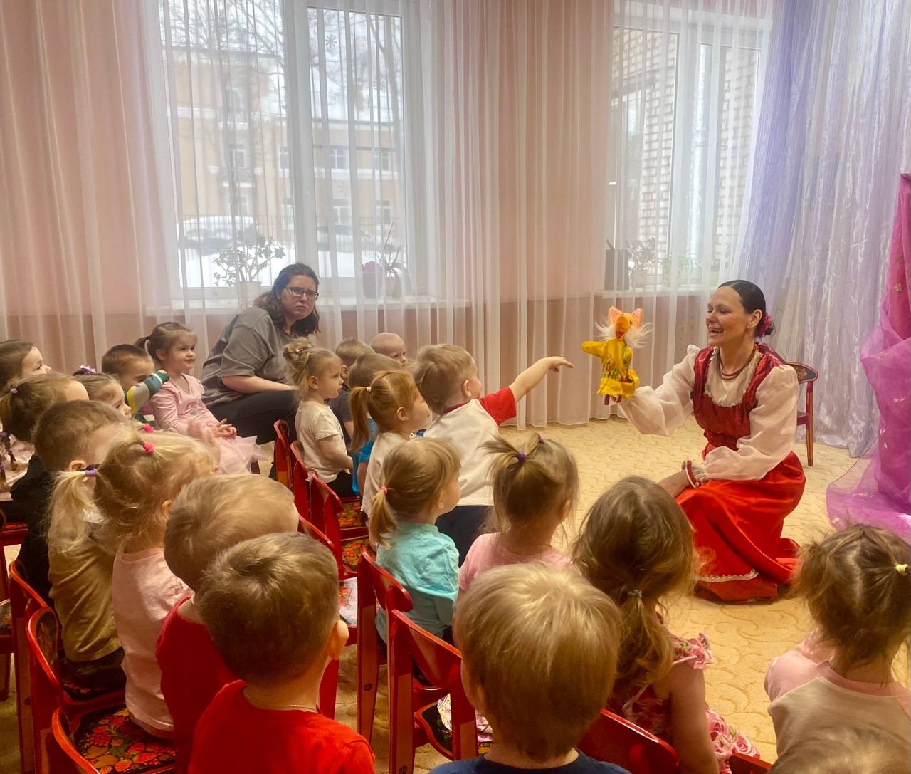 Спектакль "Волк и Лиса".