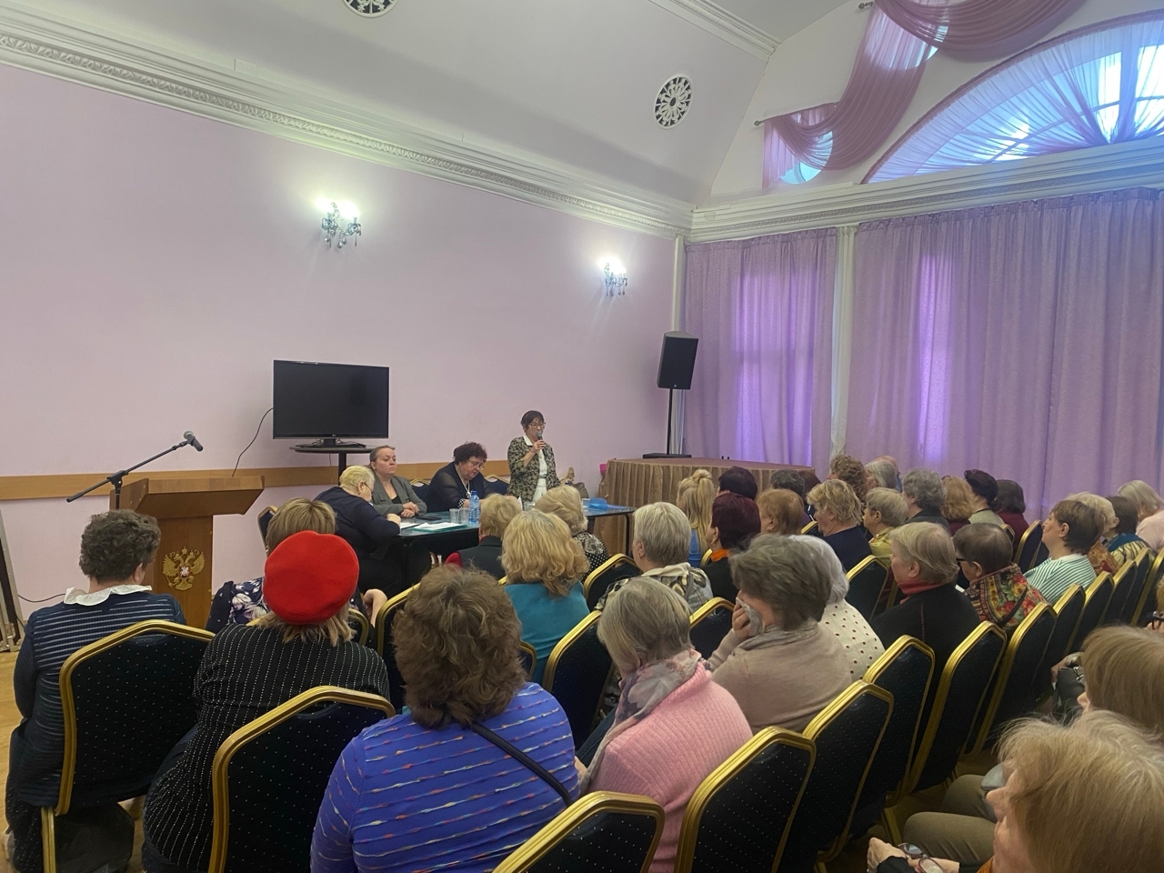Отчетно-перевыборное собрание Общественной организации ветеранов войны и труда пос. Металлострой.