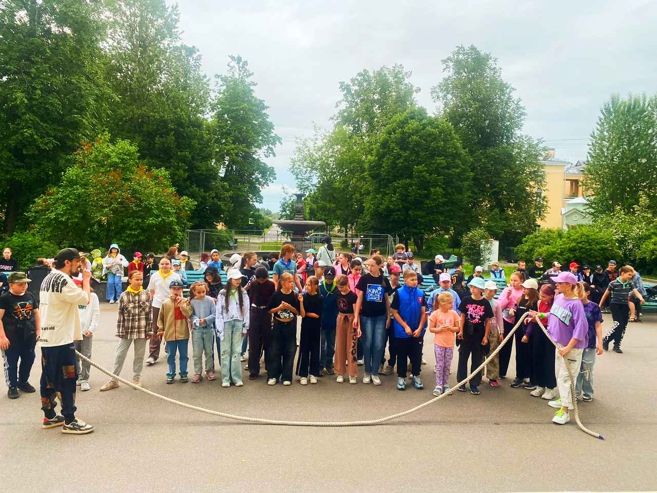 Познавательная программа для детей и подростков летних городских лагерей школ п. Металлострой «ЗдОрово и здорОво»