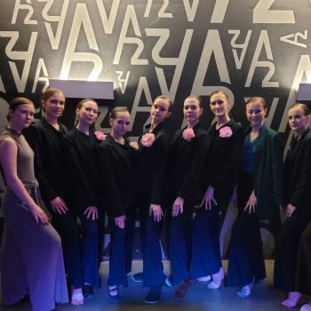 Поздравляем Старшую группу девочек Танцевальной студии "Dance Лайм"
